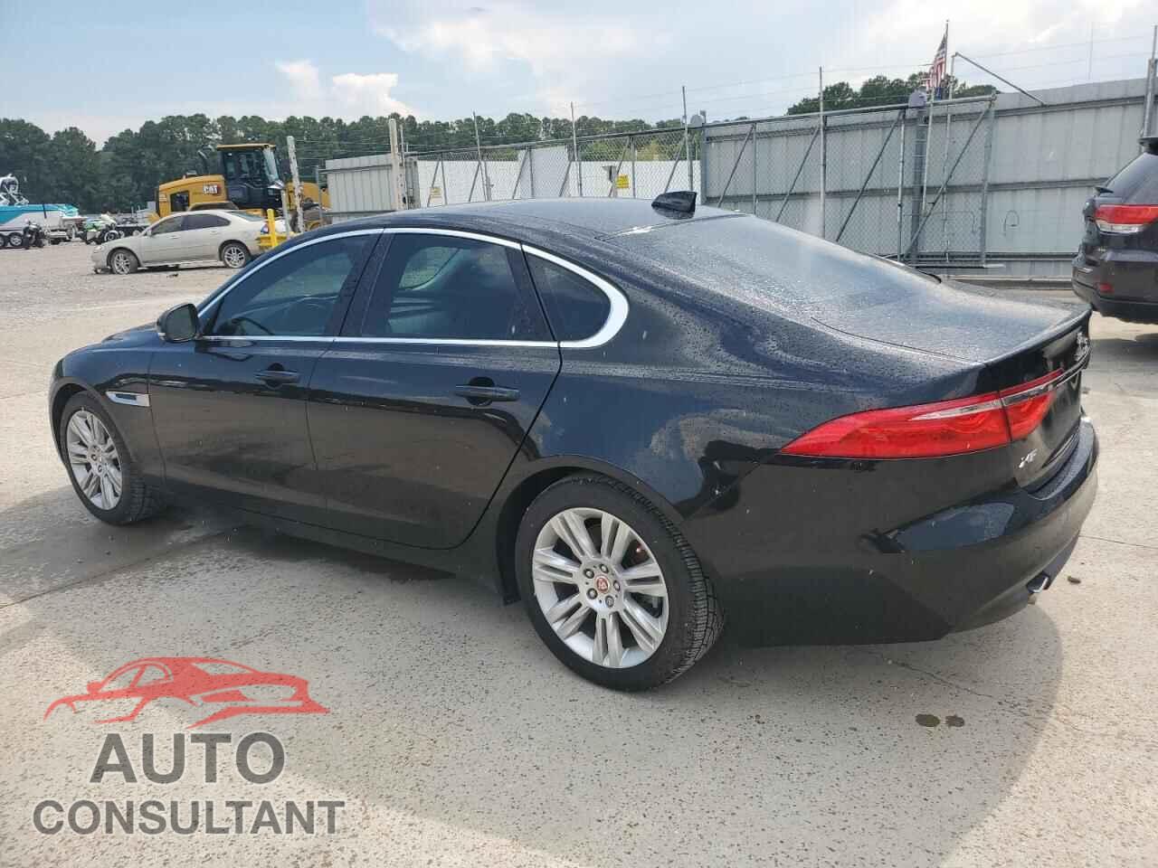JAGUAR XF 2017 - SAJBD4BV6HCY46688