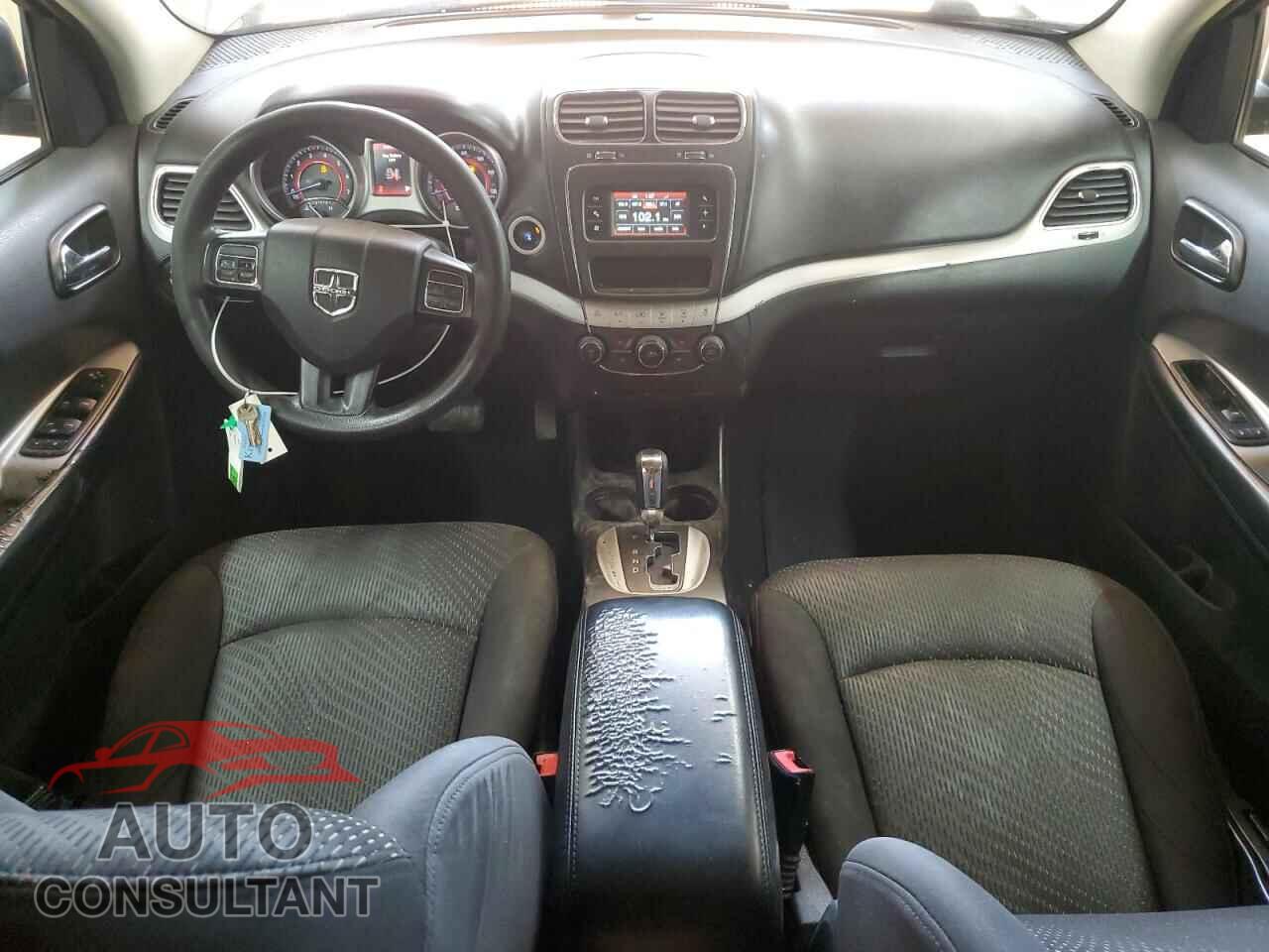 DODGE JOURNEY 2015 - 3C4PDCBB9FT591041