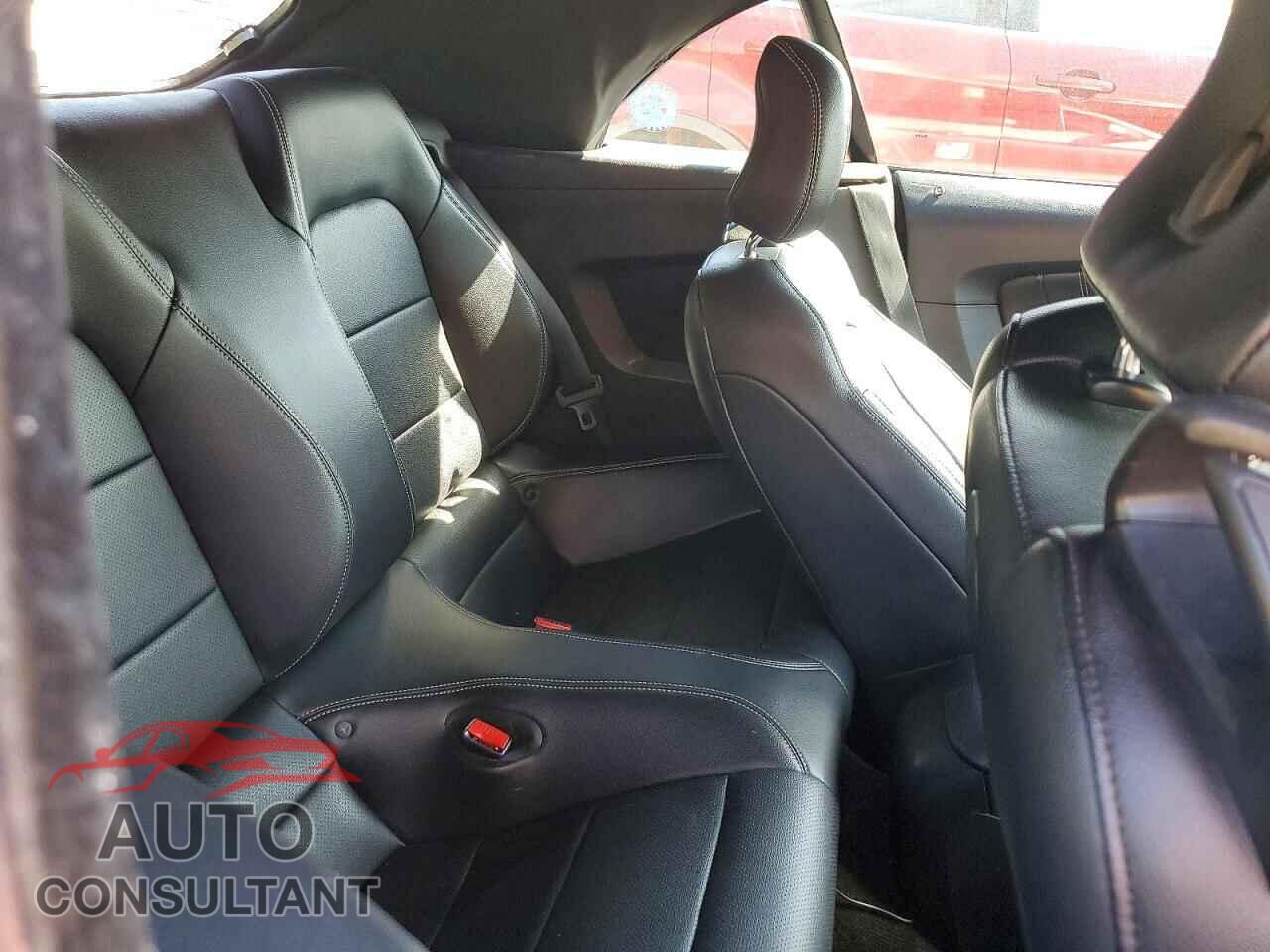 FORD MUSTANG 2015 - 1FATP8UH3F5382999