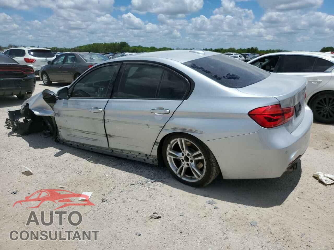 BMW 3 SERIES 2018 - WBA8D9C59JA608417
