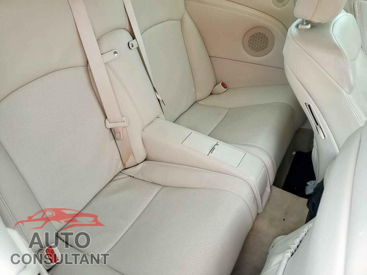 LEXUS IS 2011 - JTHFE2C22B2506522