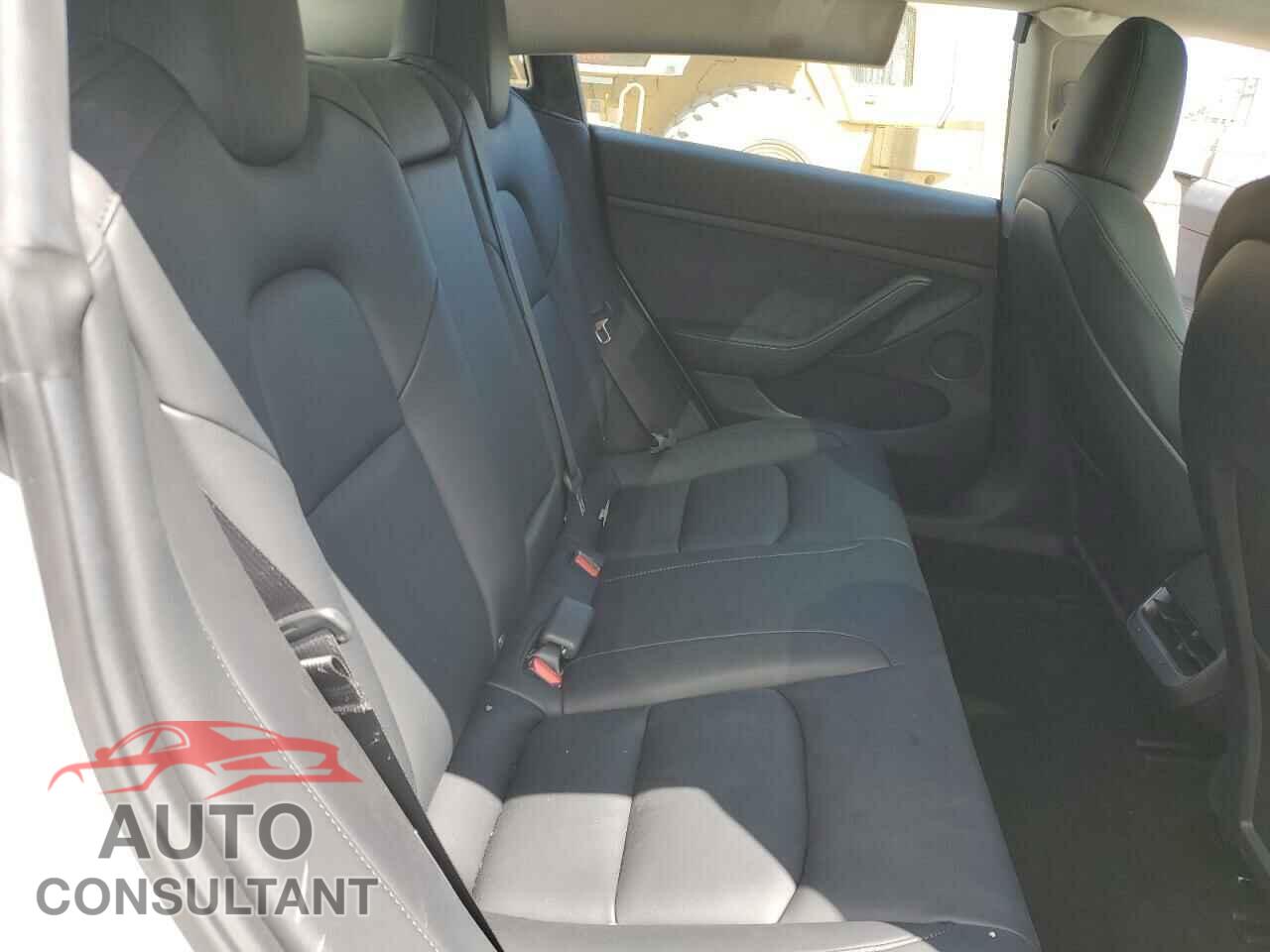 TESLA MODEL 3 2023 - 5YJ3E1EA3PF698458