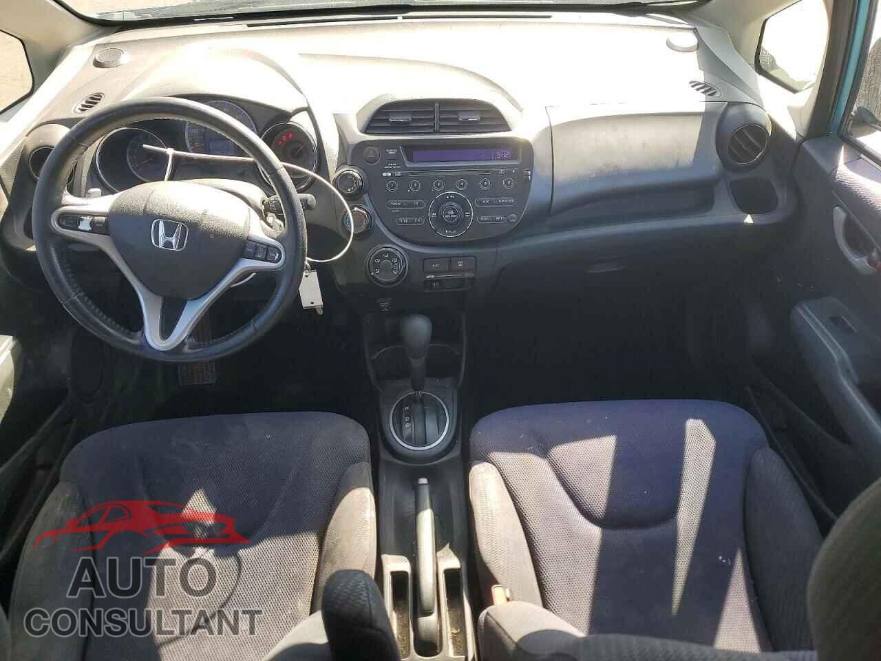 HONDA FIT 2013 - JHMGE8H55DC015353