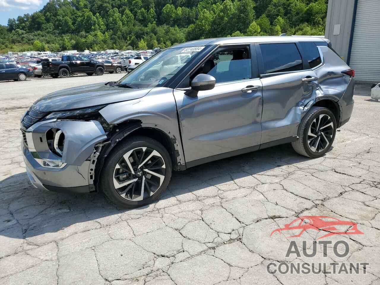MITSUBISHI OUTLANDER 2023 - JA4J4UA8XPZ022107