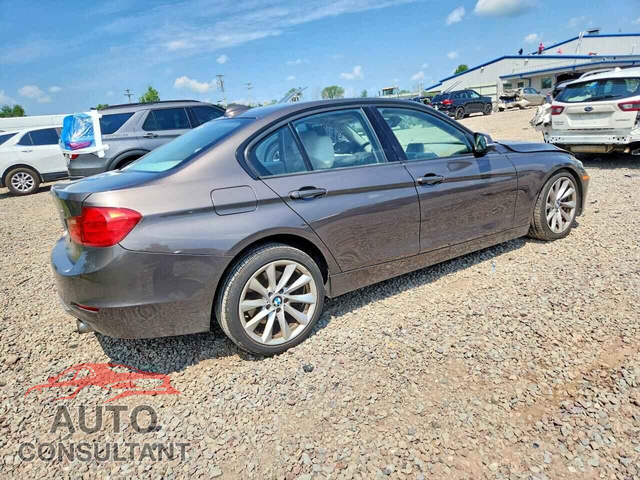 BMW 3 SERIES 2013 - WBA3B9C52DF140800