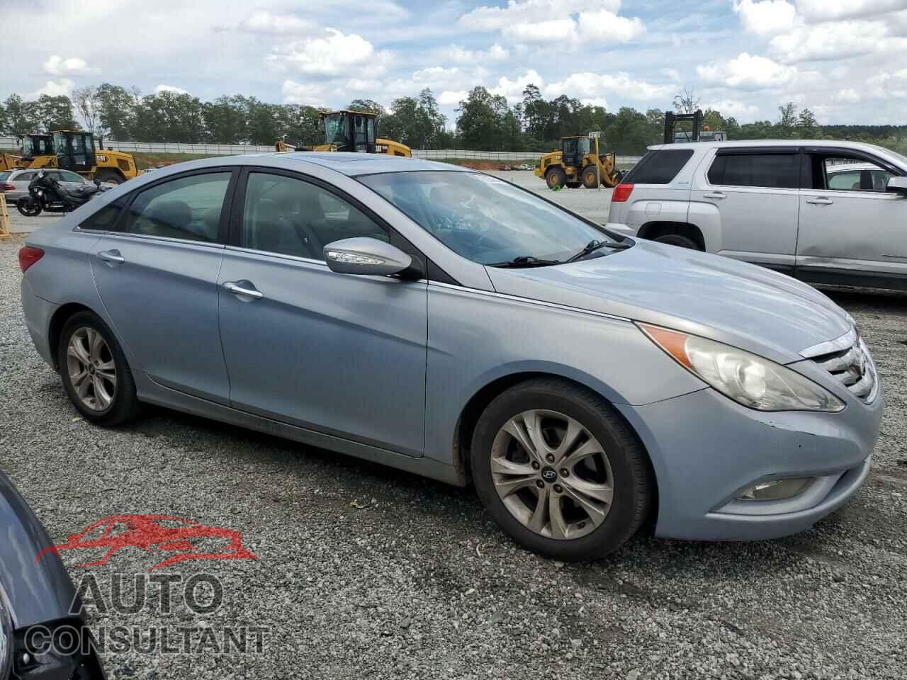 HYUNDAI SONATA 2011 - 5NPEC4AC3BH140823