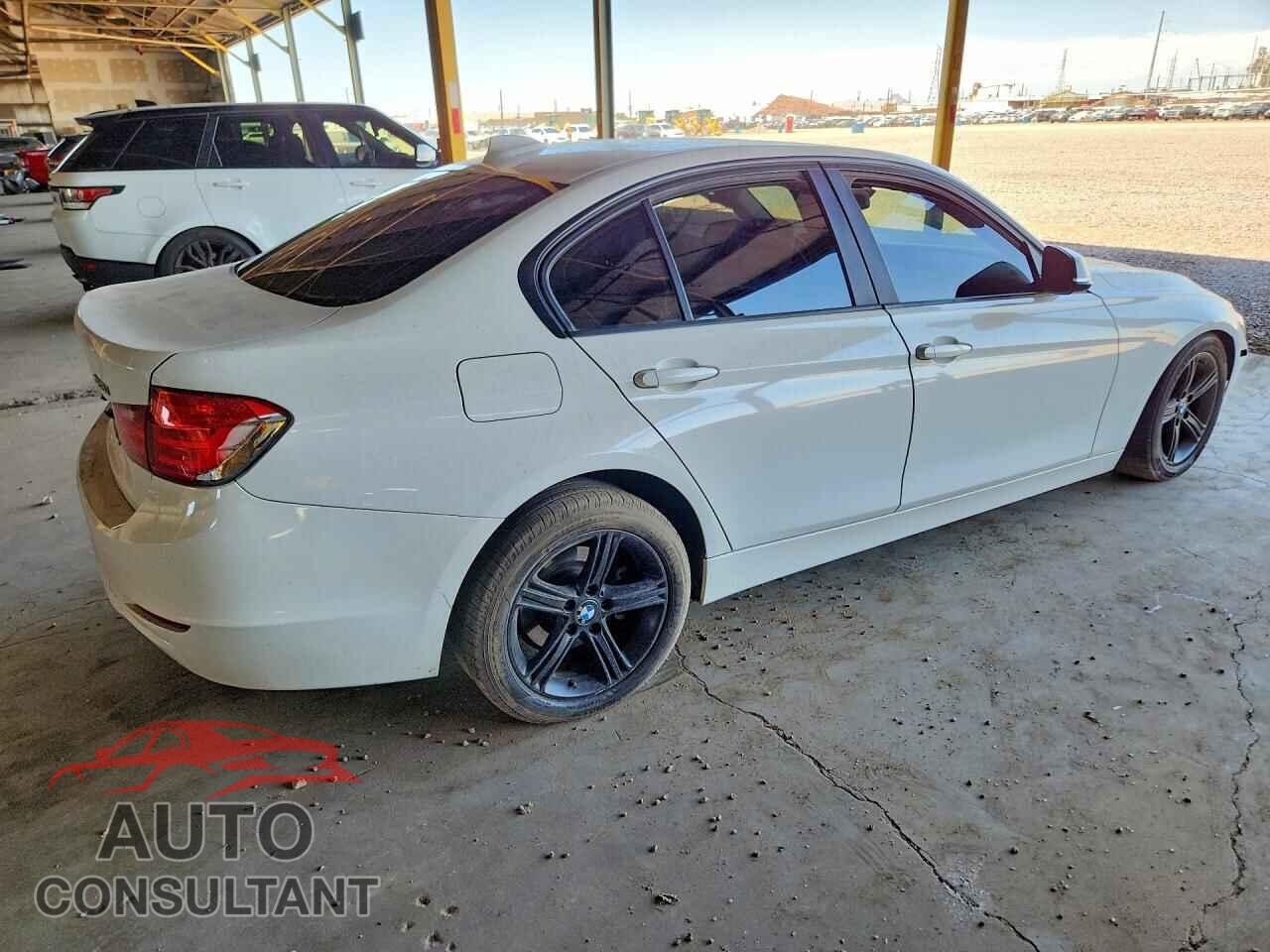 BMW 3 SERIES 2012 - WBA3A5C59CF343385