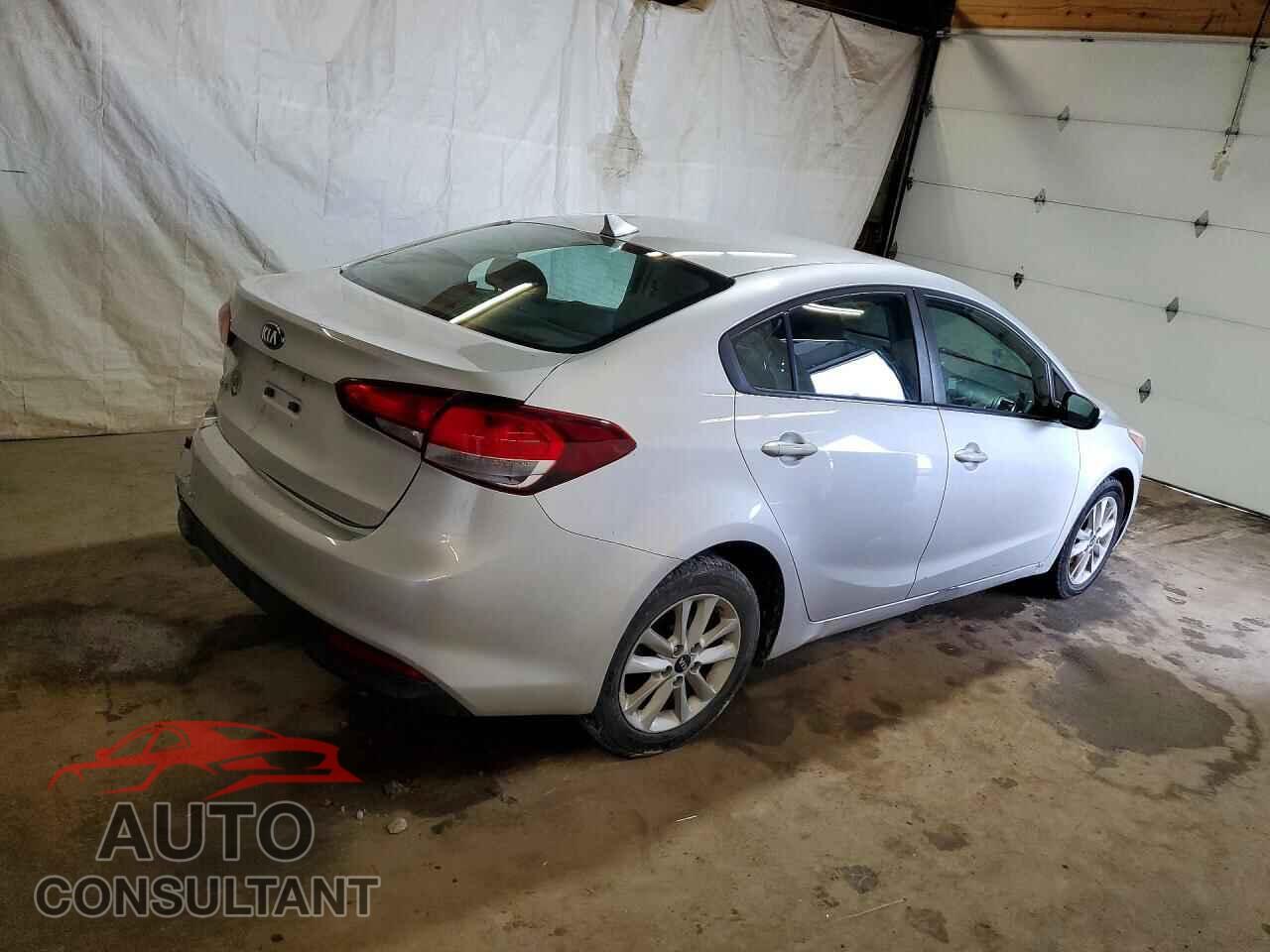 KIA FORTE 2017 - 3KPFL4A77HE074460