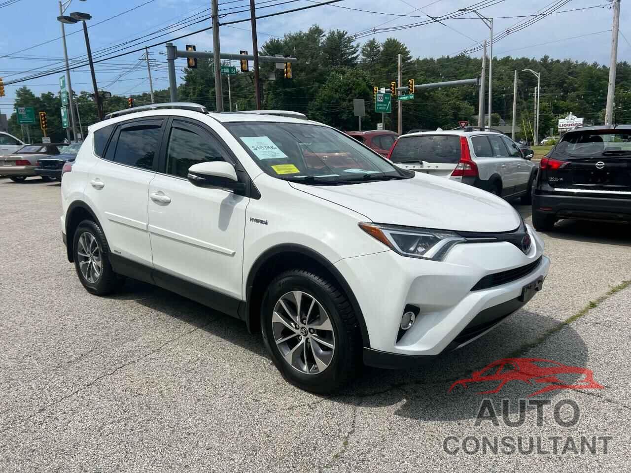 TOYOTA RAV4 2018 - JTMRJREV0JD188834