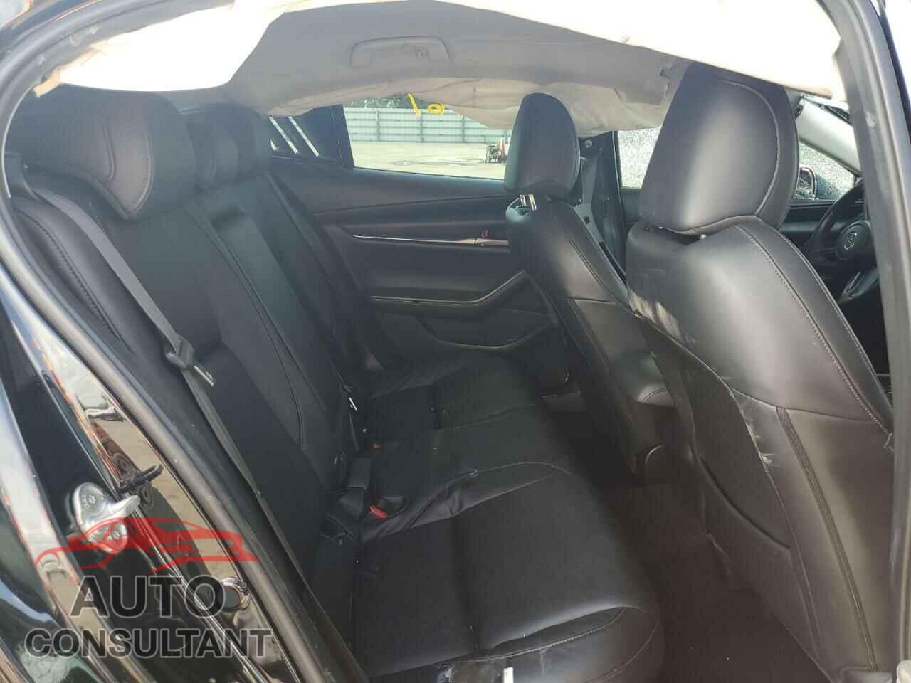 MAZDA 3 2021 - JM1BPABL4M1323792