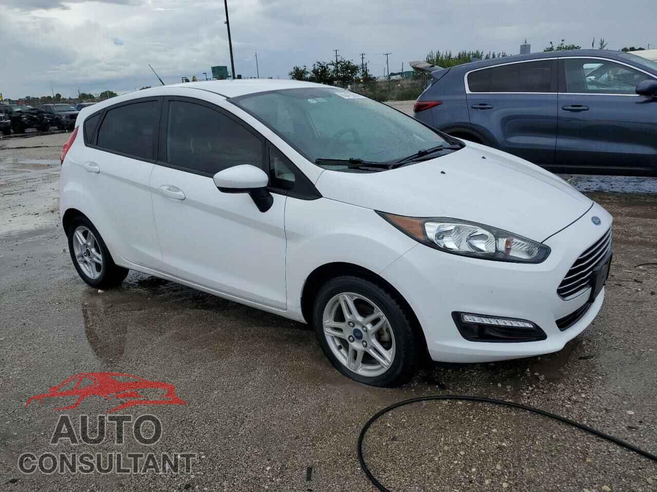 FORD FIESTA 2017 - 3FADP4EJ2HM169988