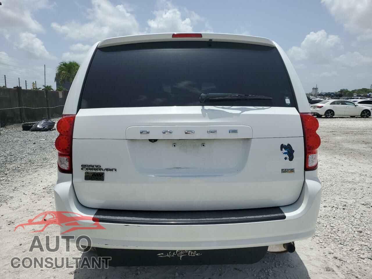 DODGE CARAVAN 2015 - 2C4RDGCG0FR719857
