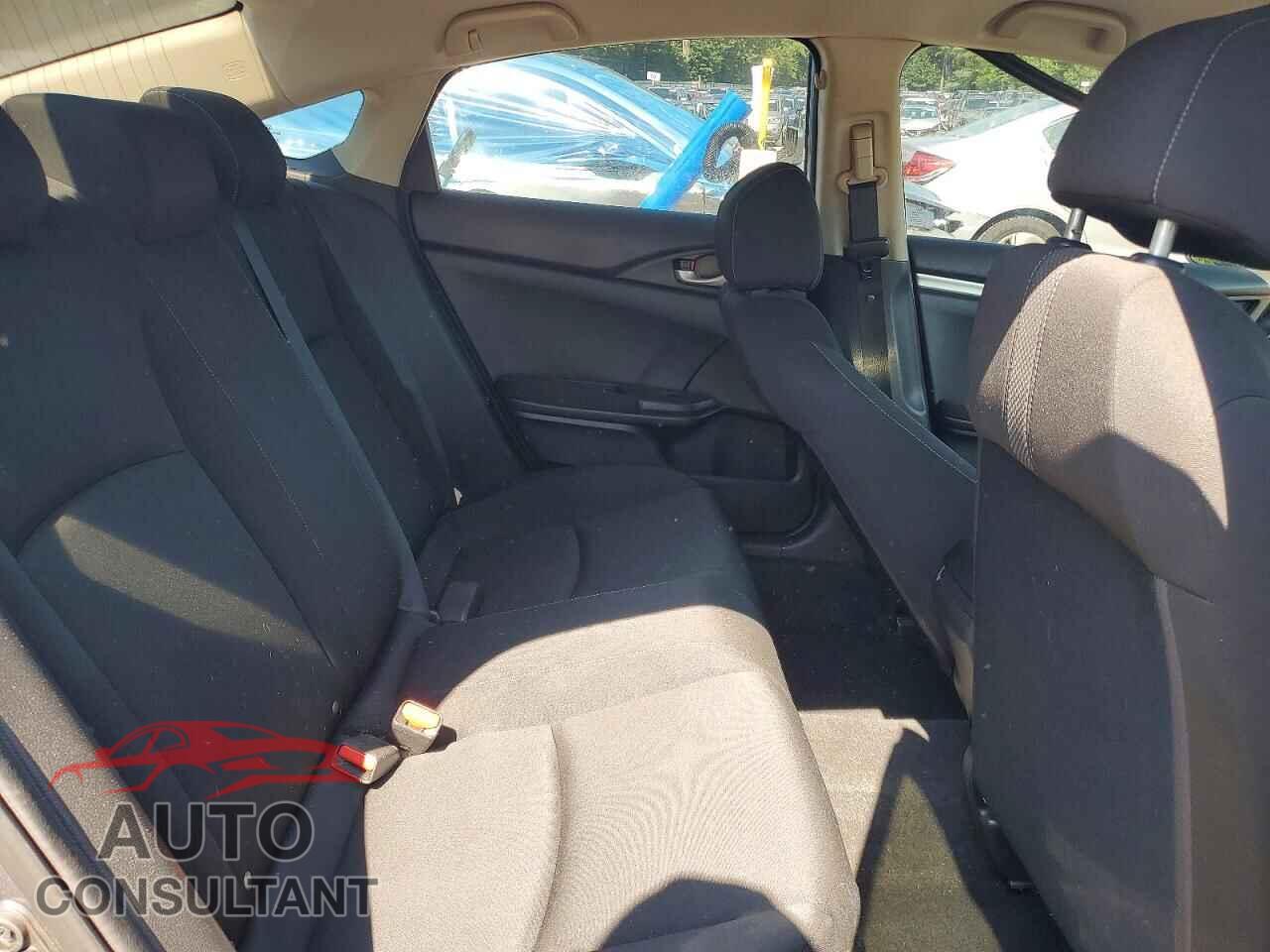 HONDA CIVIC 2019 - 2HGFC2F66KH570545