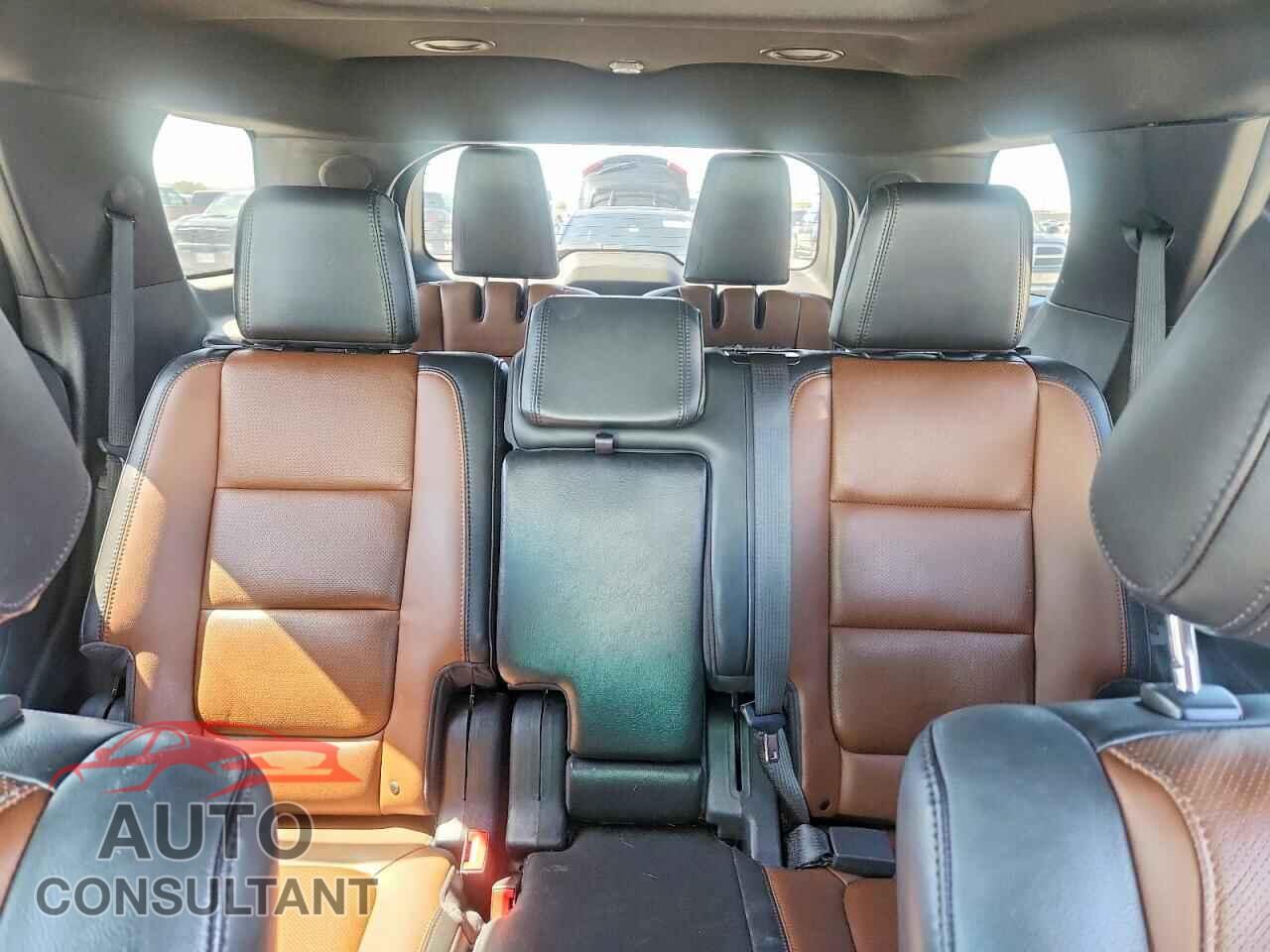 FORD EXPLORER 2011 - 1FMHK7F88BGA07075