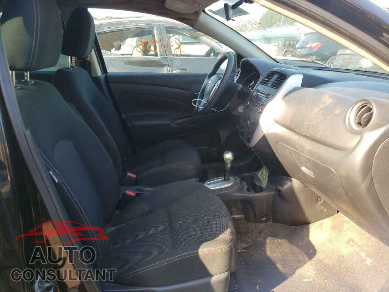 NISSAN VERSA 2017 - 3N1CN7AP1HL833441