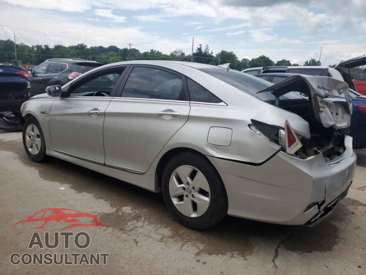 HYUNDAI SONATA 2012 - KMHEC4A43CA044140