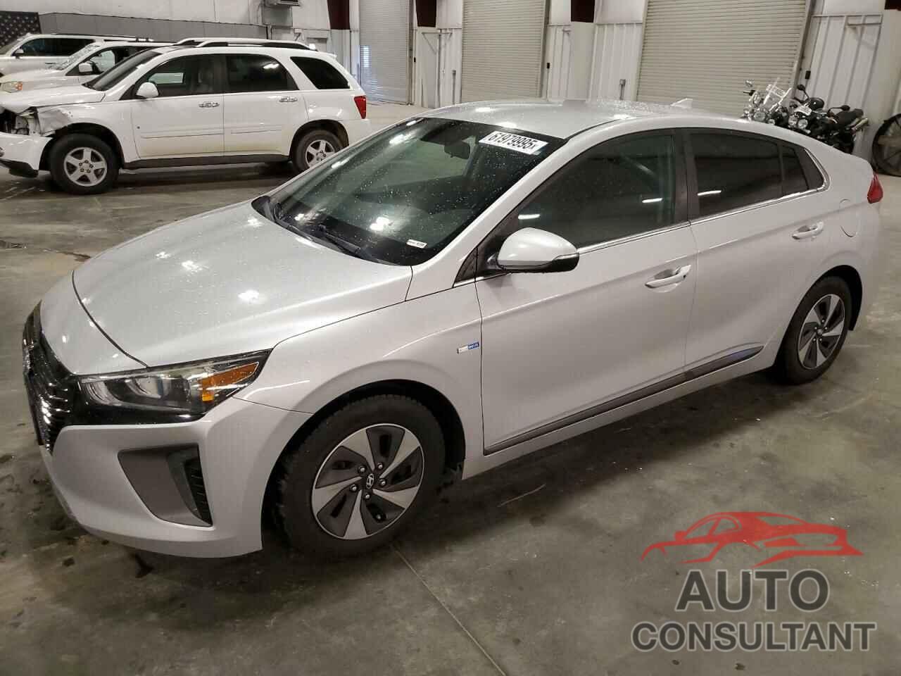 HYUNDAI IONIQ 2017 - KMHC75LC9HU018878
