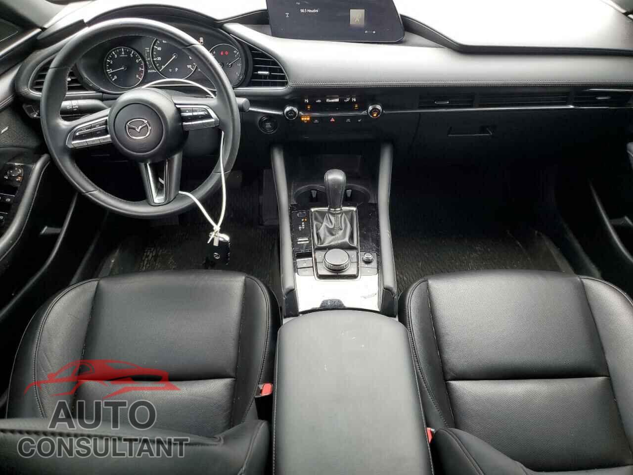 MAZDA 3 2021 - JM1BPBML7M1300641