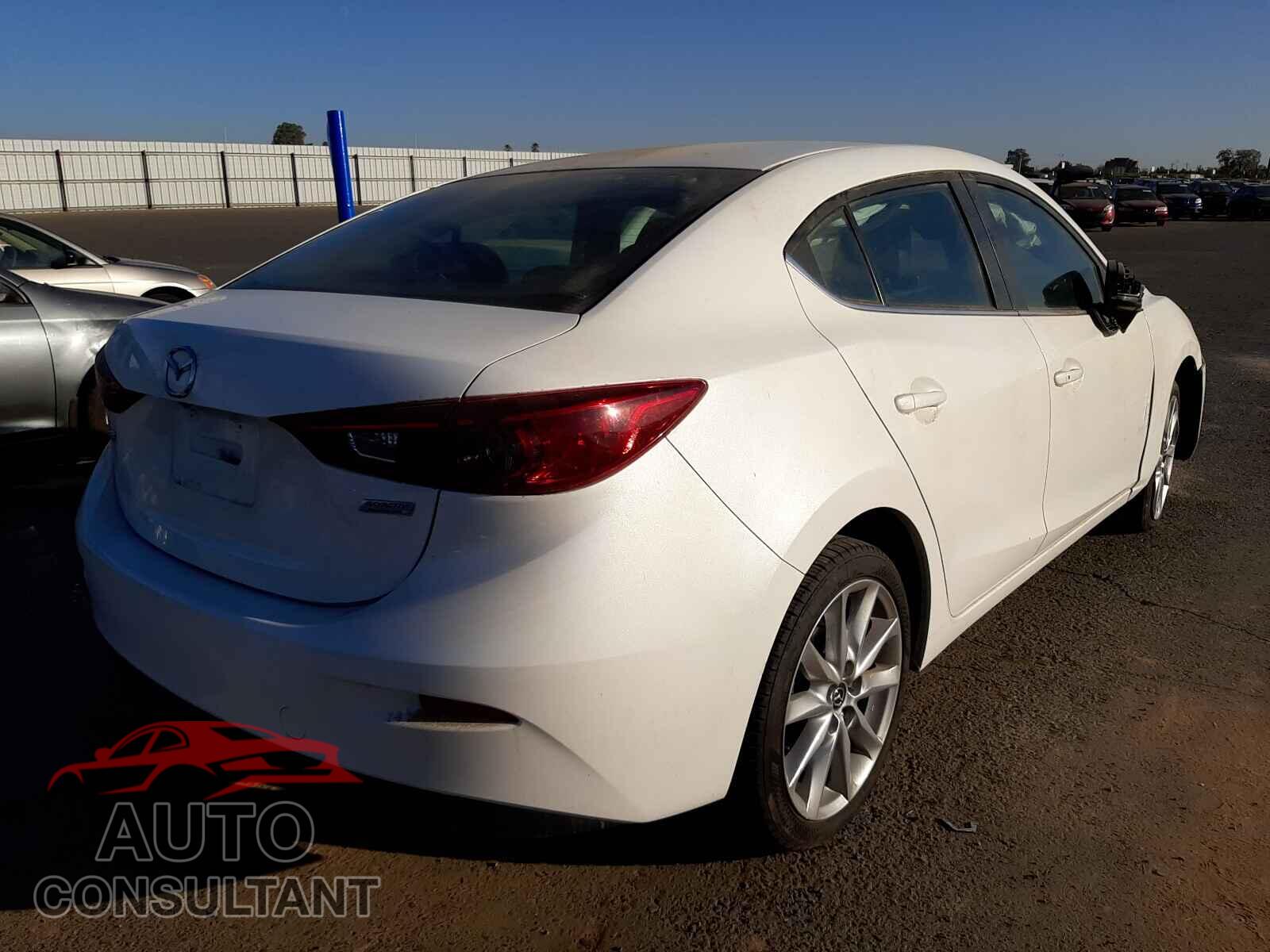 MAZDA 3 2017 - 3MZBN1V78HM126344
