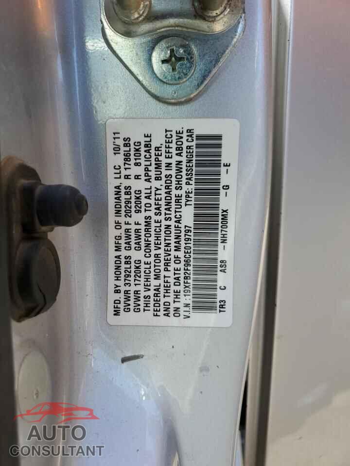 HONDA CIVIC 2012 - 19XFB2F96CE019797