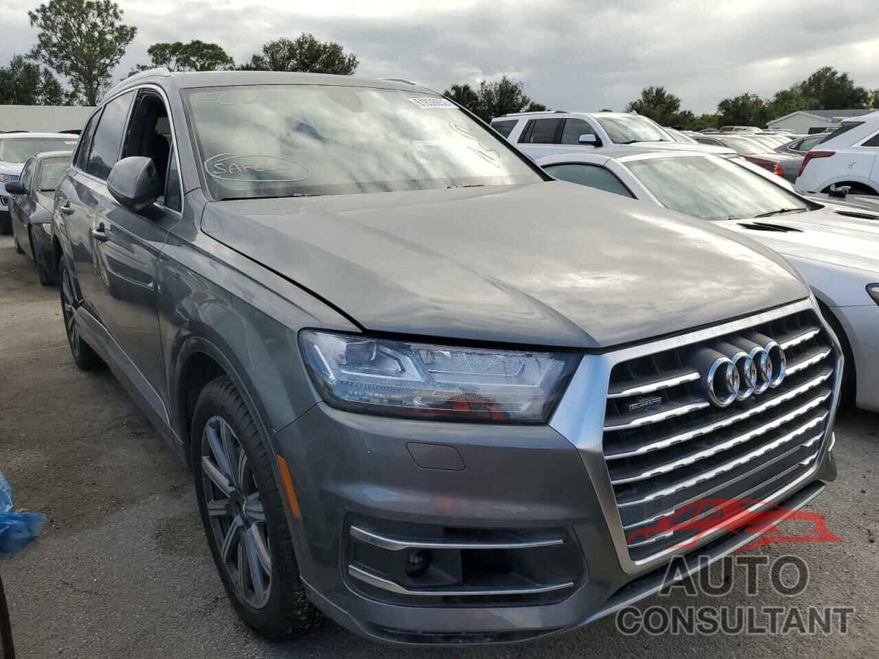 AUDI Q7 2018 - WA1VAAF74JD023699