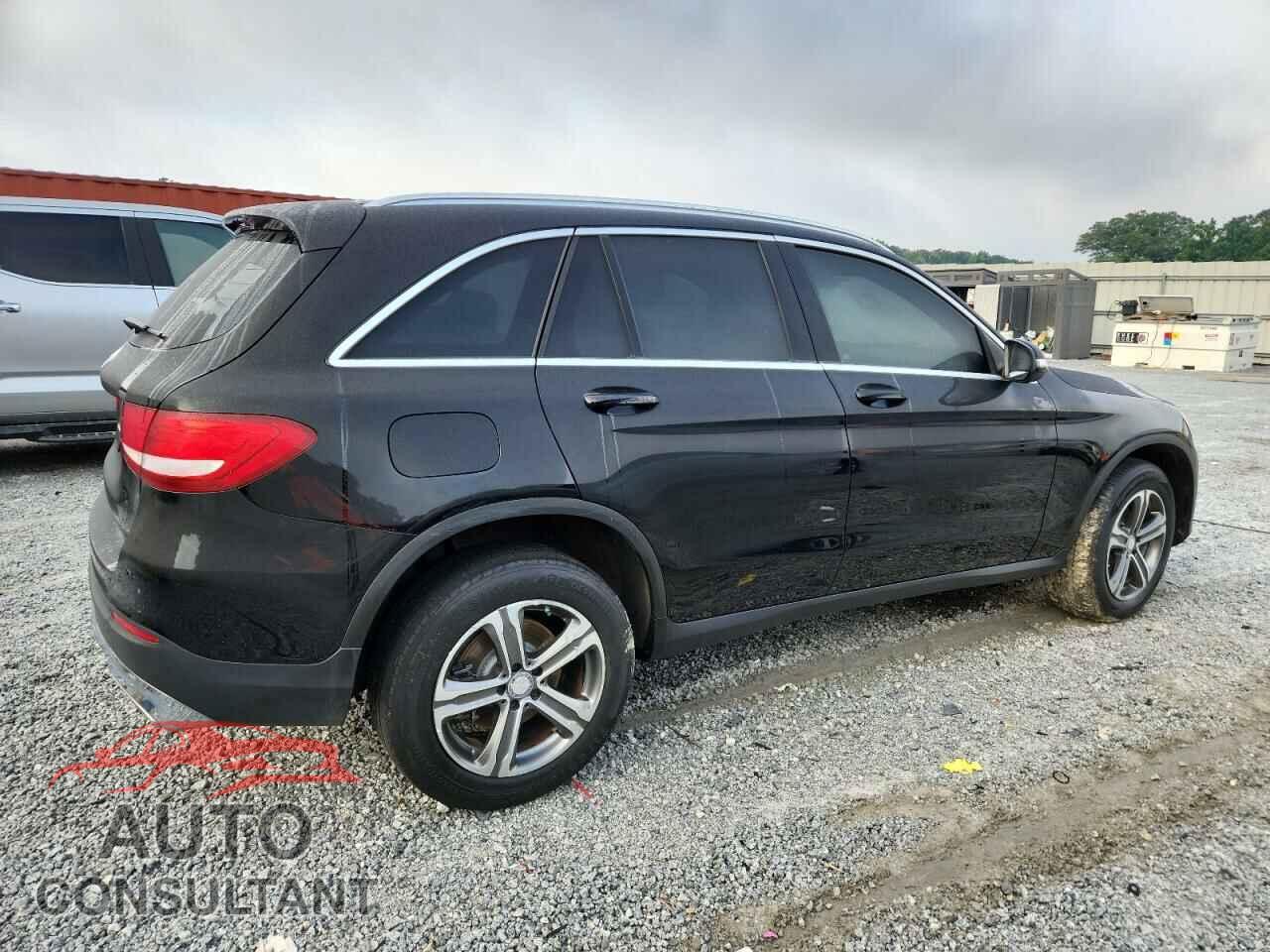 MERCEDES-BENZ GLC-CLASS 2017 - WDC0G4JB1HF190882
