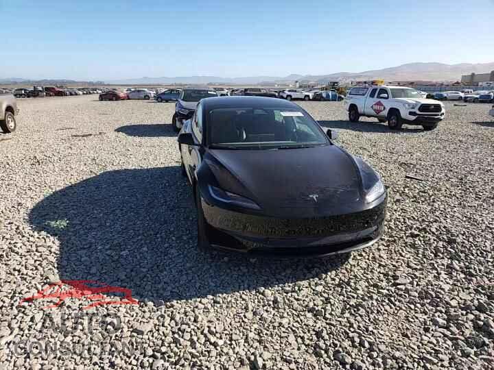 TESLA MODEL 3 2024 - 5YJ3E1EA3RF738167