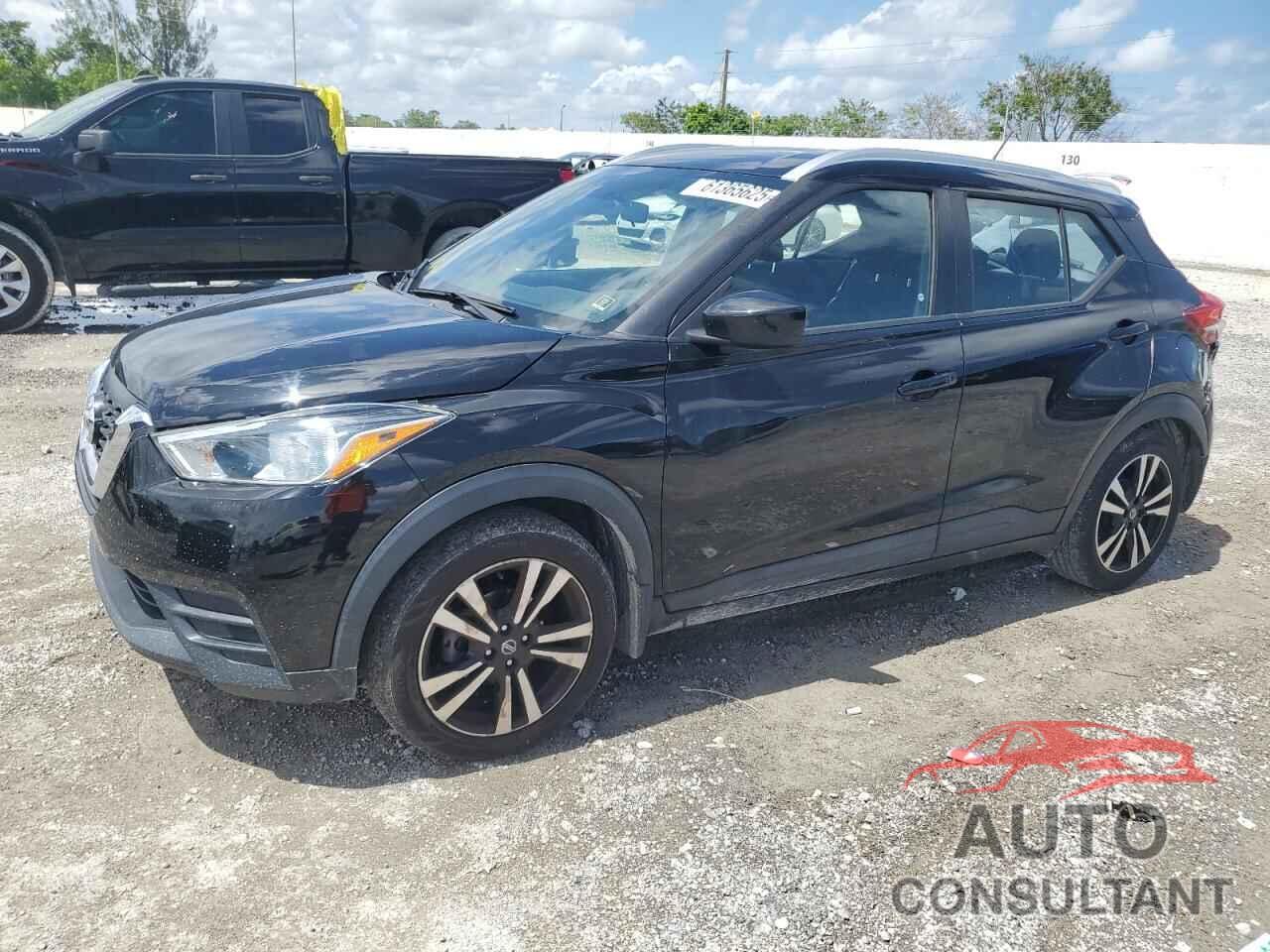NISSAN KICKS 2018 - 3N1CP5CU2JL511933