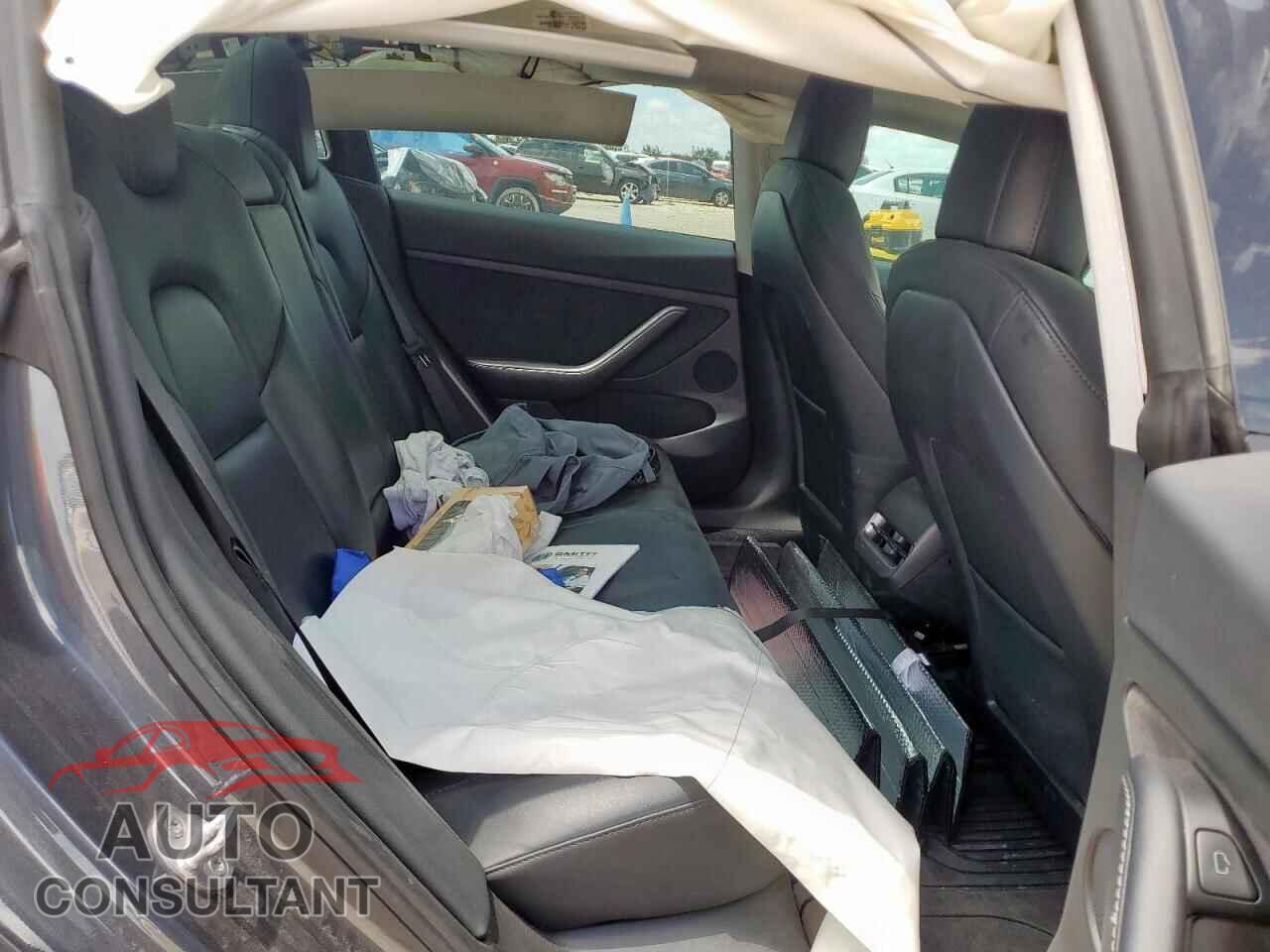 TESLA MODEL 3 2023 - 5YJ3E1EA1PF472595