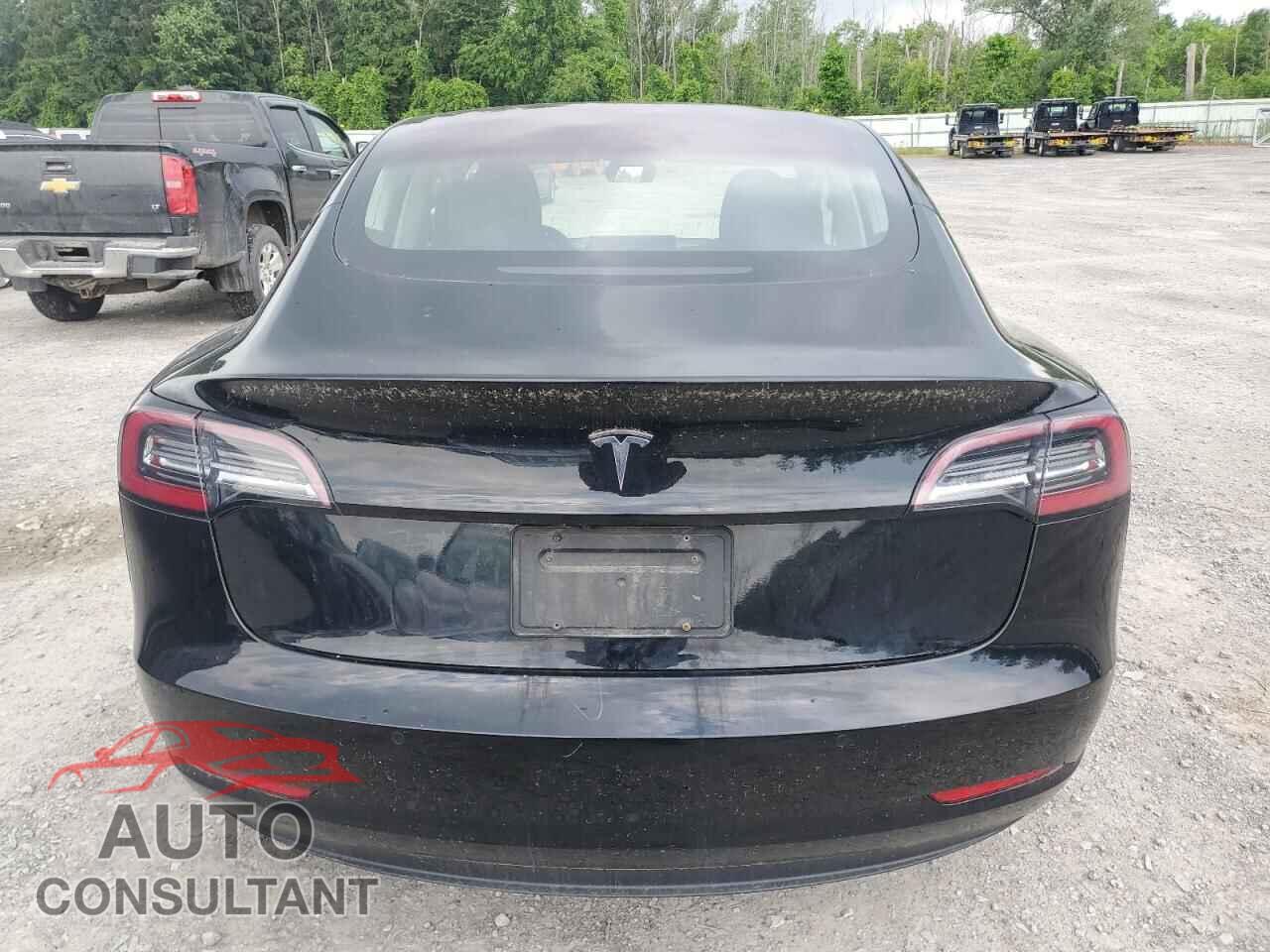 TESLA MODEL 3 2019 - 5YJ3E1EA8KF306177