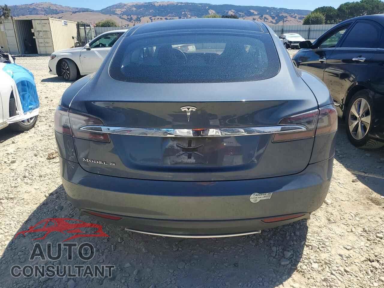 TESLA MODEL S 2013 - 5YJSA1AG9DFP04034