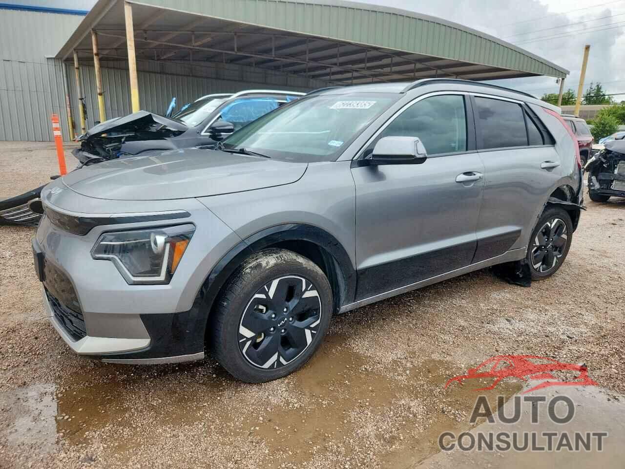 KIA NIRO WIND 2024 - KNDCR3L11R5102142