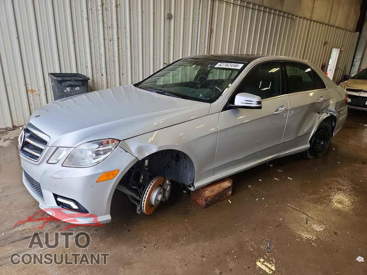 MERCEDES-BENZ E-CLASS 2011 - WDDHF9AB7BA303852