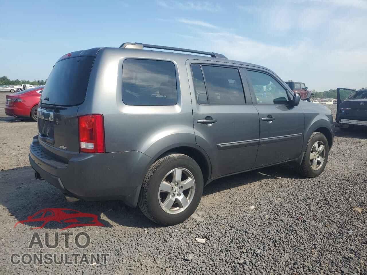 HONDA PILOT 2011 - 5FNYF4H74BB070650