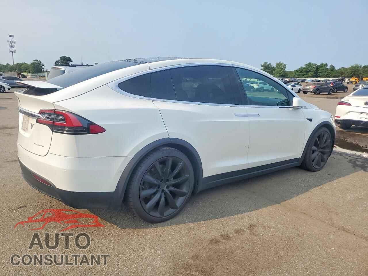 TESLA MODEL X 2019 - 5YJXCBE22KF184972