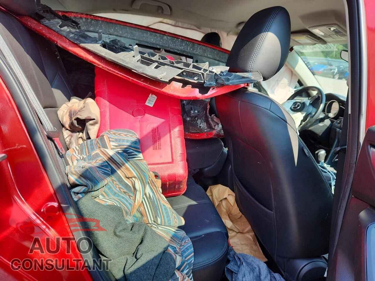 MAZDA 3 2017 - 3MZBN1L79HM118319