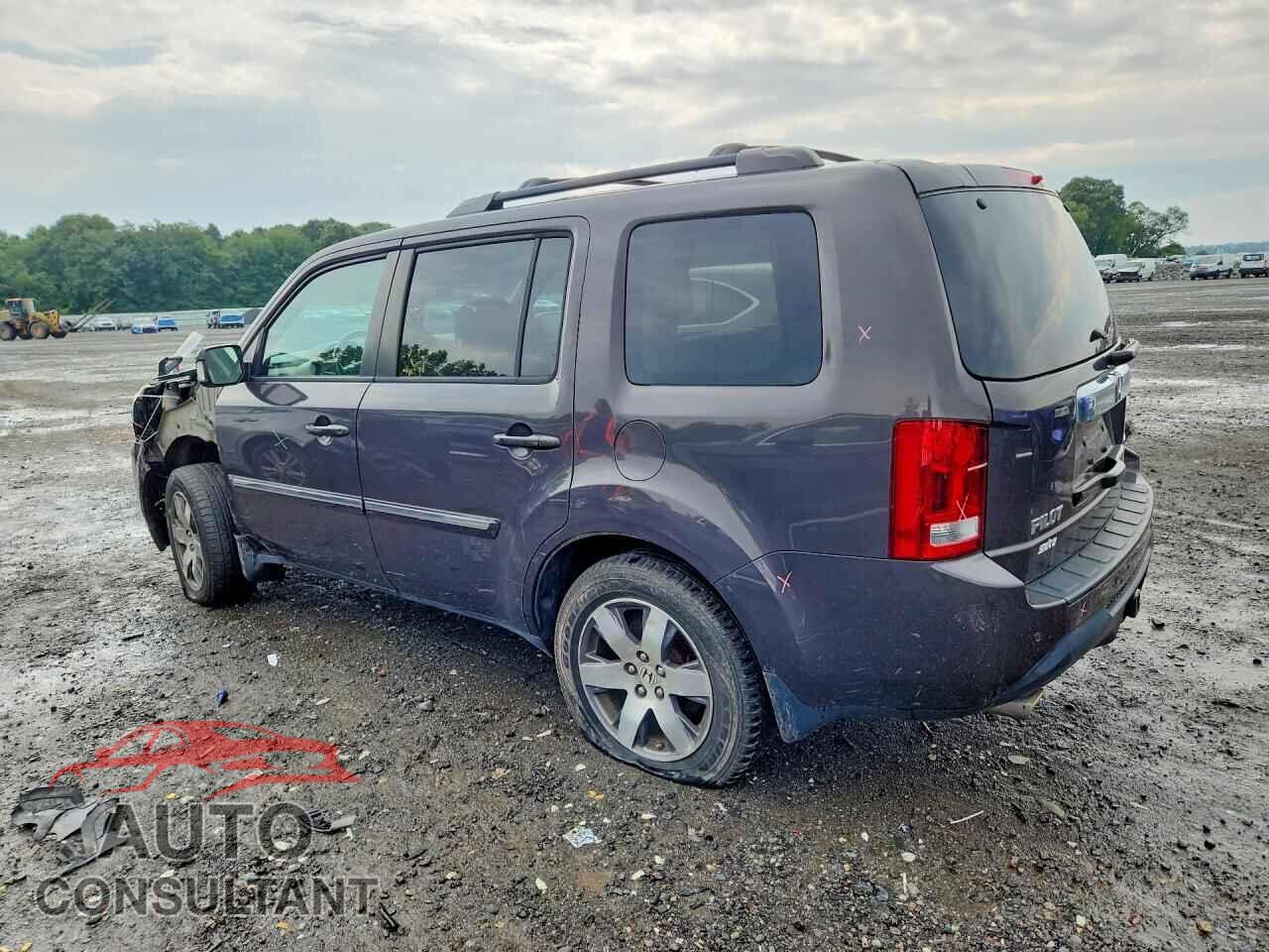 HONDA PILOT 2013 - 5FNYF4H93DB057232