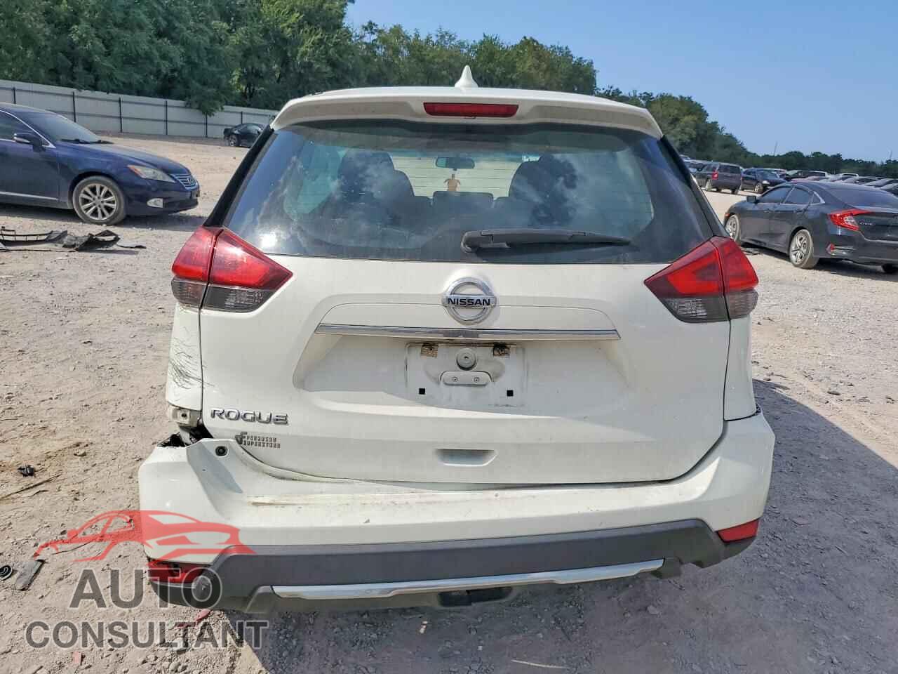 NISSAN ROGUE 2017 - 5N1AT2MT8HC794165