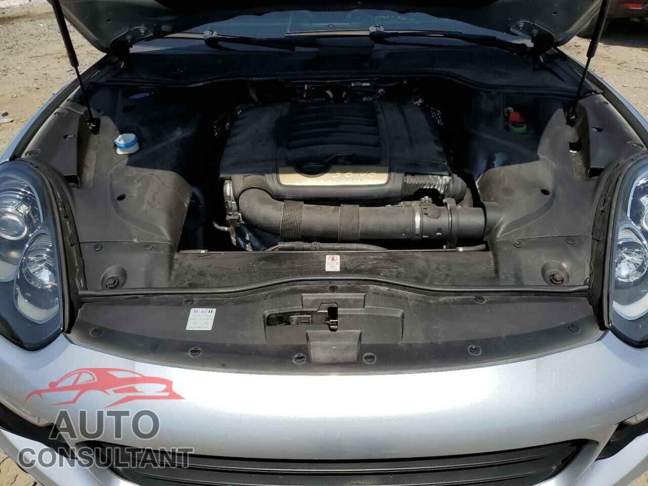 PORSCHE CAYENNE 2017 - WP1AA2A25HKA86367