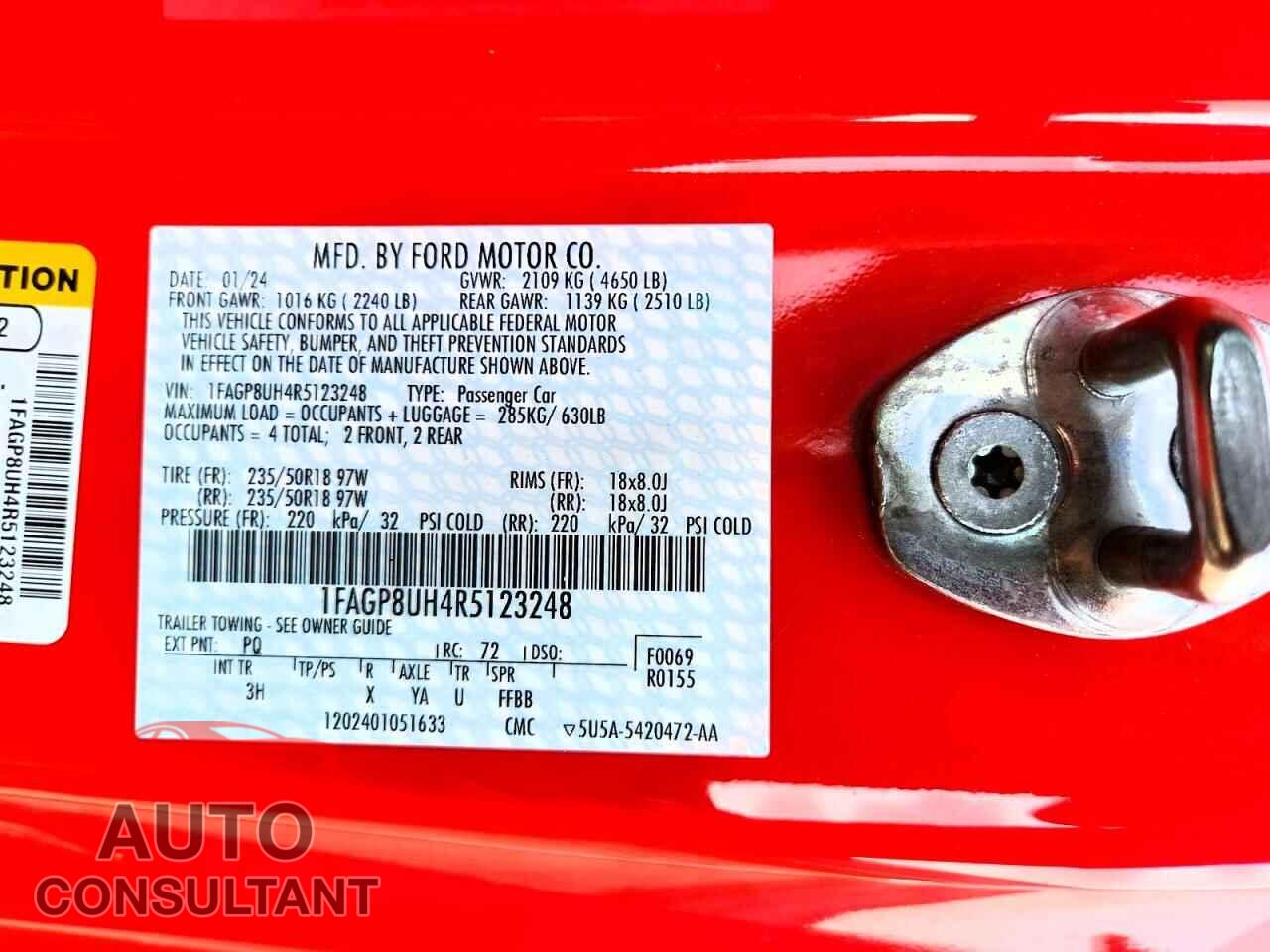 FORD MUSTANG 2024 - 1FAGP8UH4R5123248