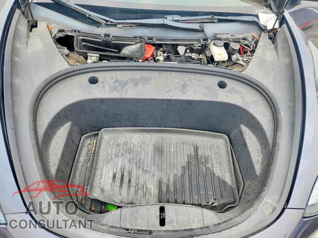 TESLA MODEL 3 2021 - 5YJ3E1EA0MF090019