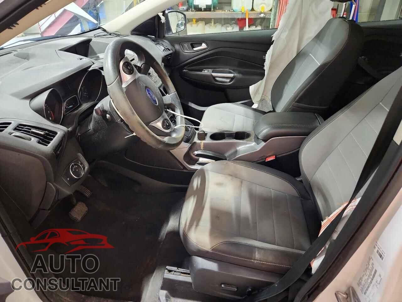 FORD ESCAPE 2014 - 1FMCU9GX8EUC52602