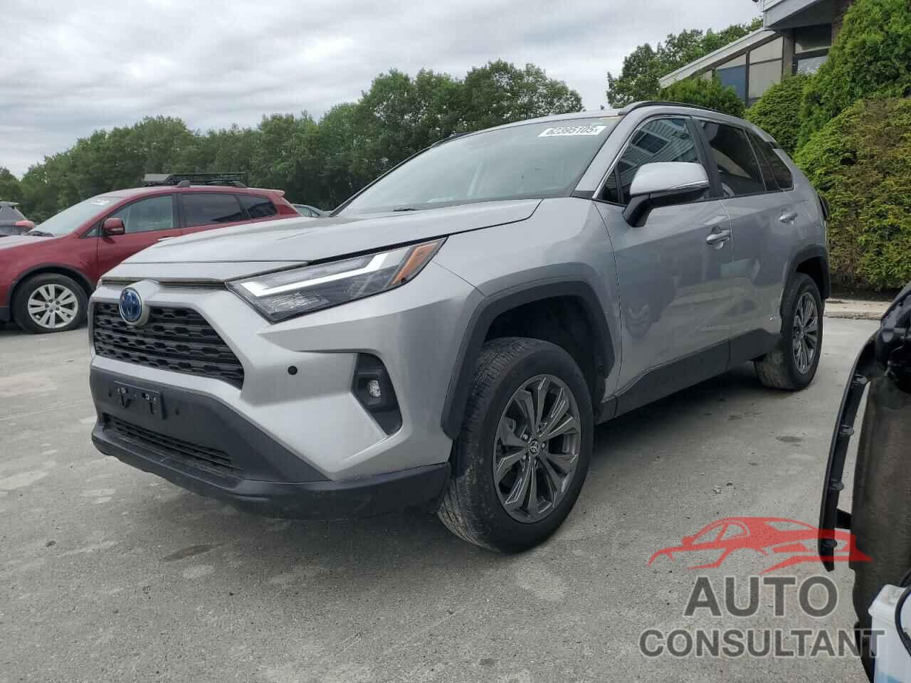 TOYOTA RAV4 2022 - 2T3B6RFV5NW034498
