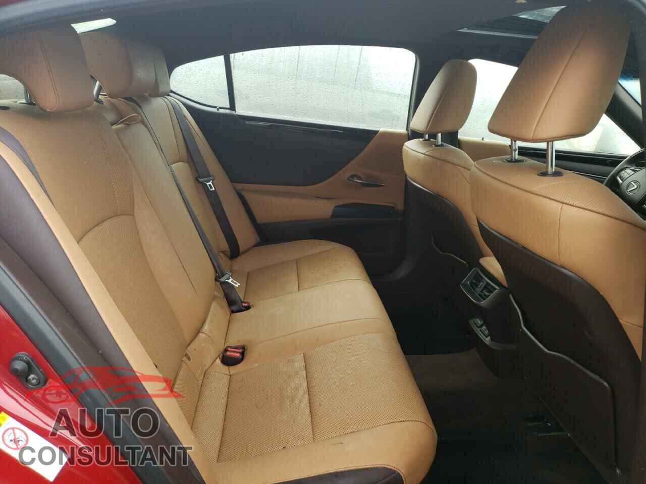 LEXUS ES300 2019 - JTHB21B1XK2005954