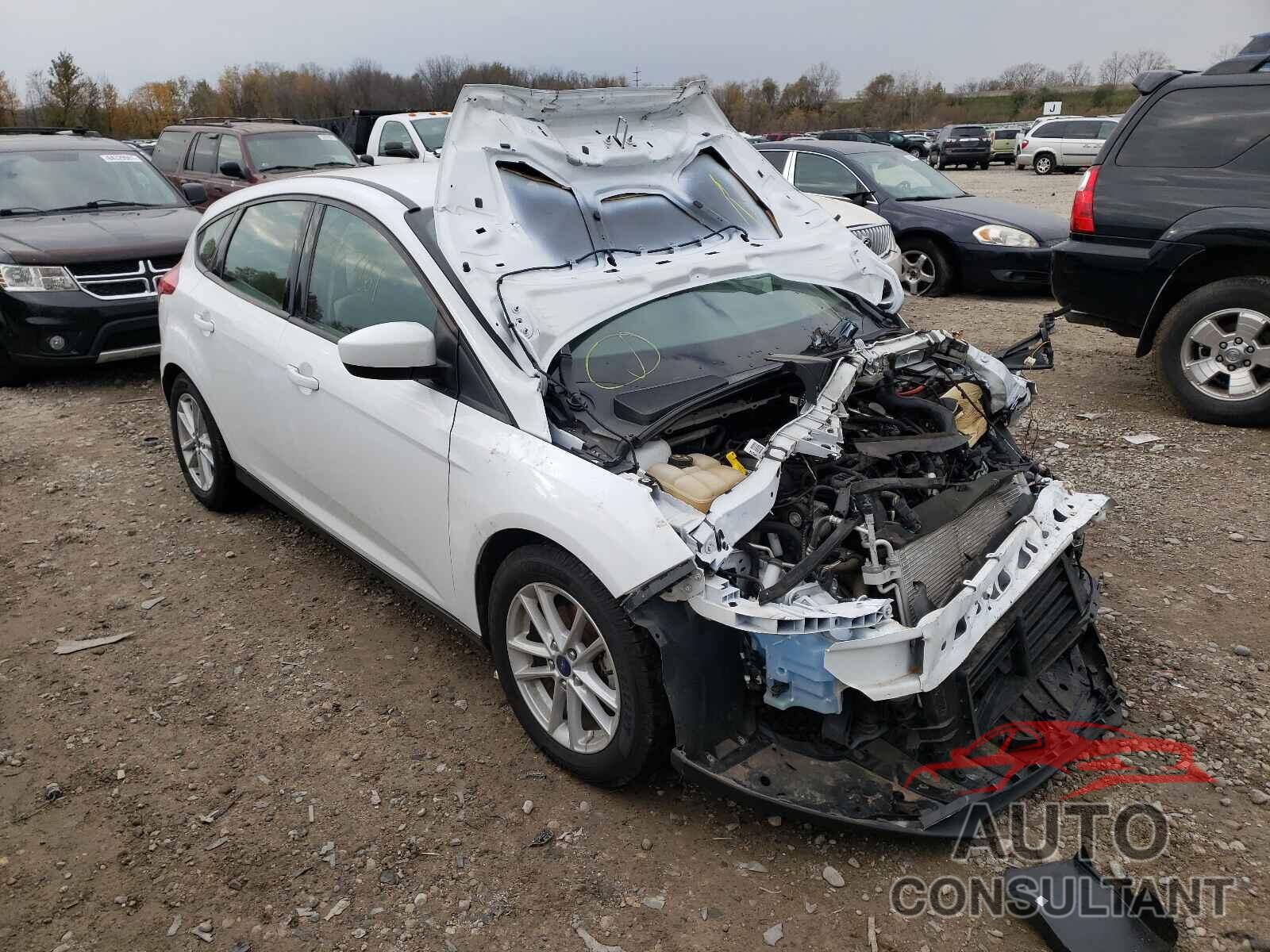 FORD FOCUS 2018 - 1FADP3K2XJL250610