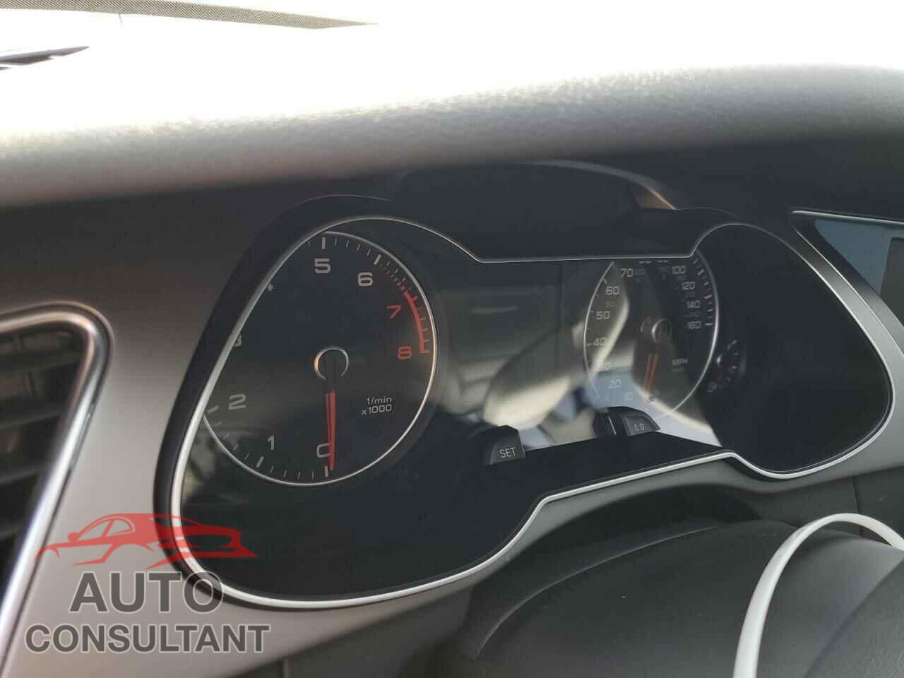 AUDI A4 2014 - WAUBFAFL3EN038800