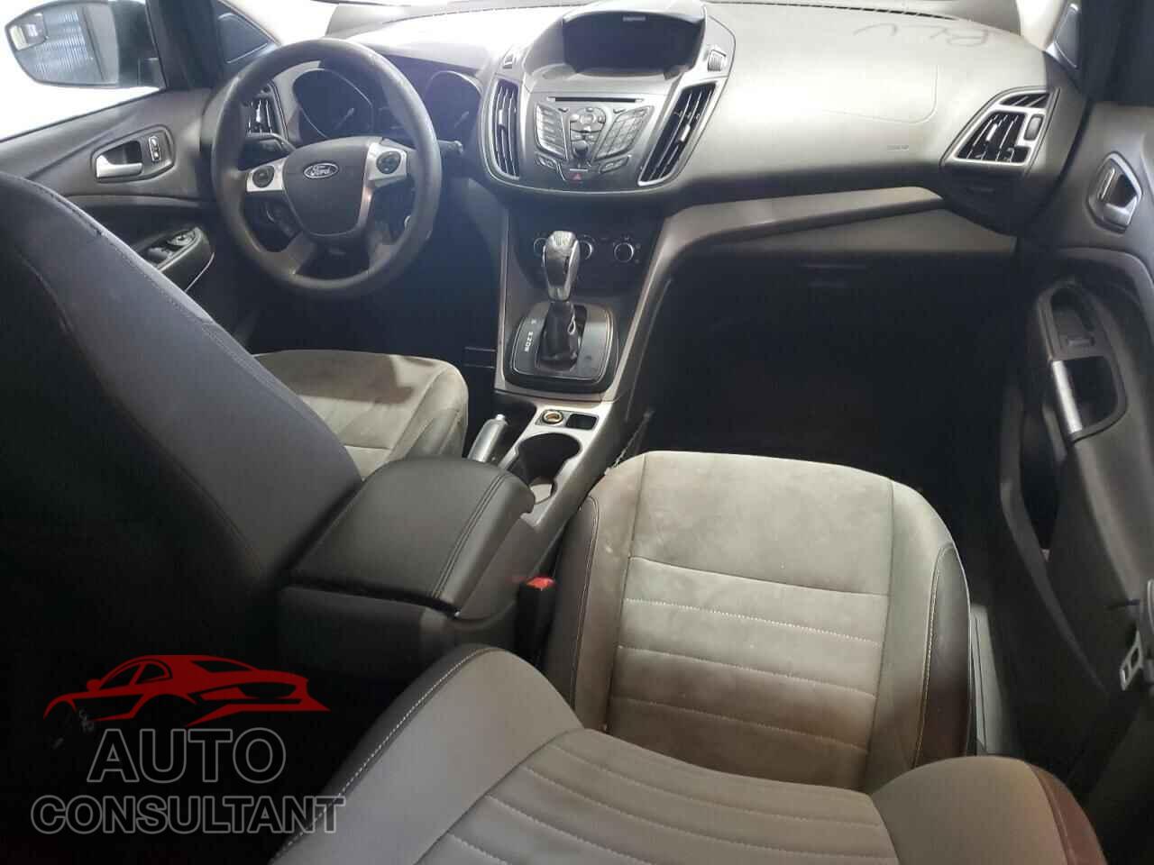 FORD ESCAPE 2015 - 1FMCU9G96FUB64697