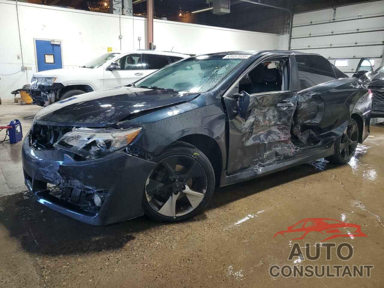 TOYOTA CAMRY 2013 - 4T1BK1FK2DU534757