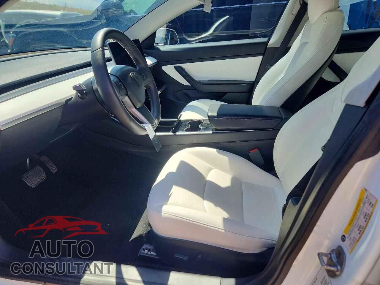 TESLA MODEL 3 2020 - 5YJ3E1EB9LF651633