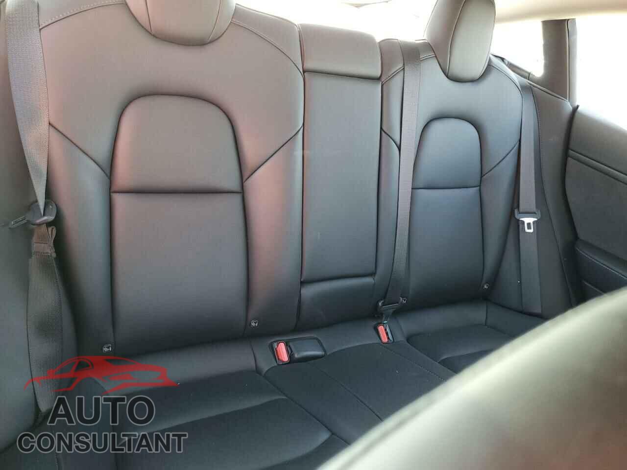 TESLA MODEL 3 2023 - 5YJ3E1EA1PF569943